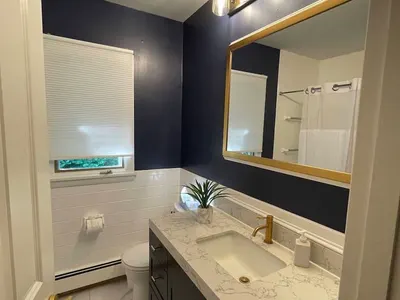 Full bathroom